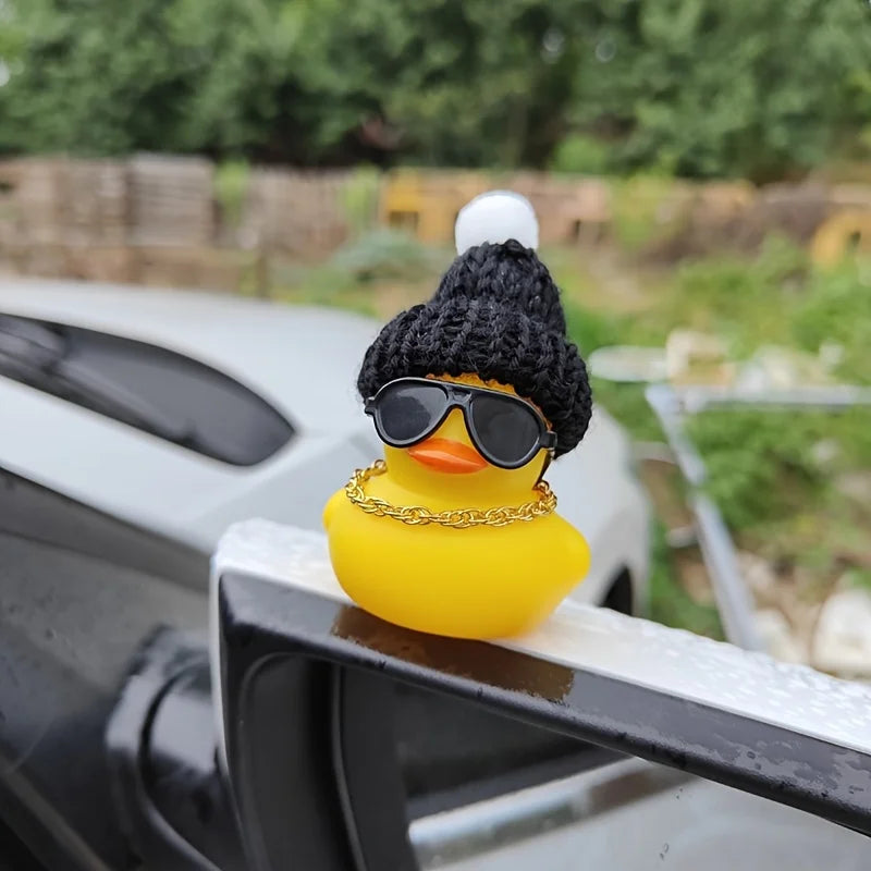 😎🚗 Kit Decorativo Gorro e Óculos para Carro