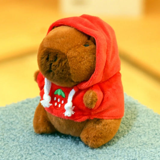 🐹✨ Capivara de Pelúcia com Moletom e Asinhas – Chaveiro Decorativo