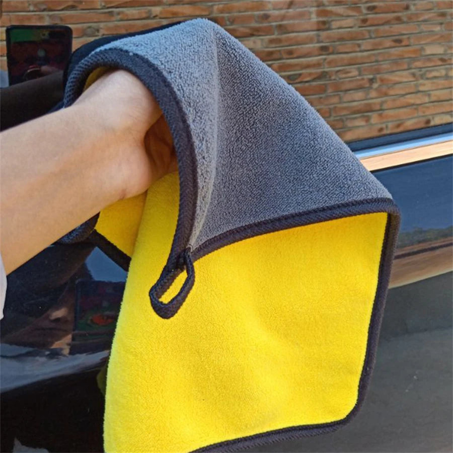 🧽🚗 Toalha de Microfibra para Limpeza Automotiva